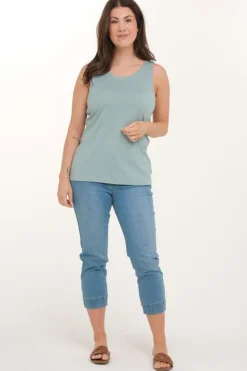 Sylvia singlet